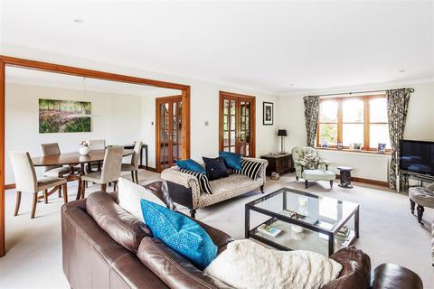 Deerswood Guildford Road, Loxwood, Billingshurst, RH14 0SE