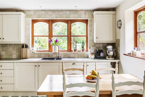 Deerswood Guildford Road, Loxwood, Billingshurst, RH14 0SE
