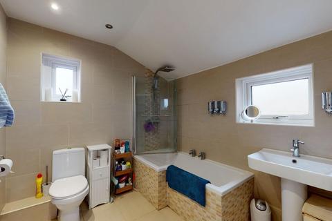 28 Belmont Road, Ramsgate, CT11 7QG