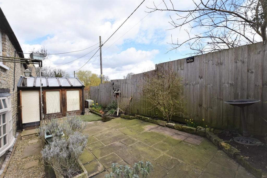 Rear Courtyard Garden