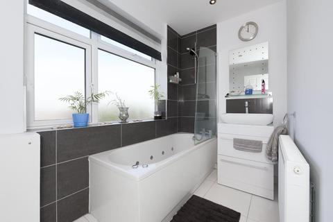 18b Carters Road, Epsom, KT17 4NE