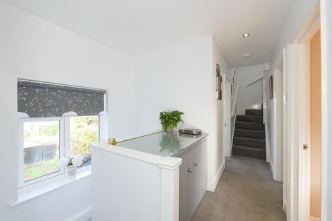 18b Carters Road, Epsom, KT17 4NE