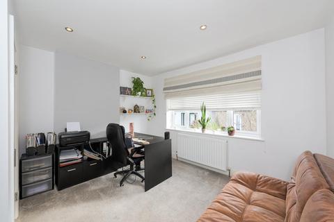 18b Carters Road, Epsom, KT17 4NE