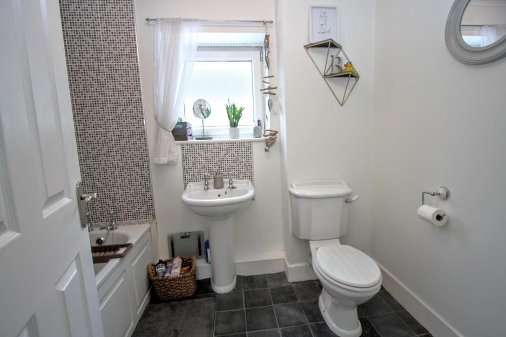 Bathroom/w.c.