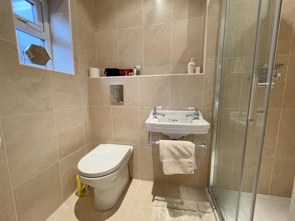En suite shower/wc