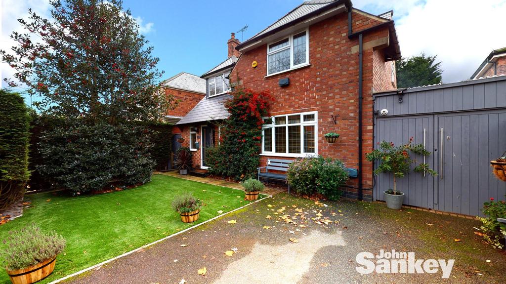 Mansfield Road, Blidworth, Mansfield 3 bed detached house £340,000