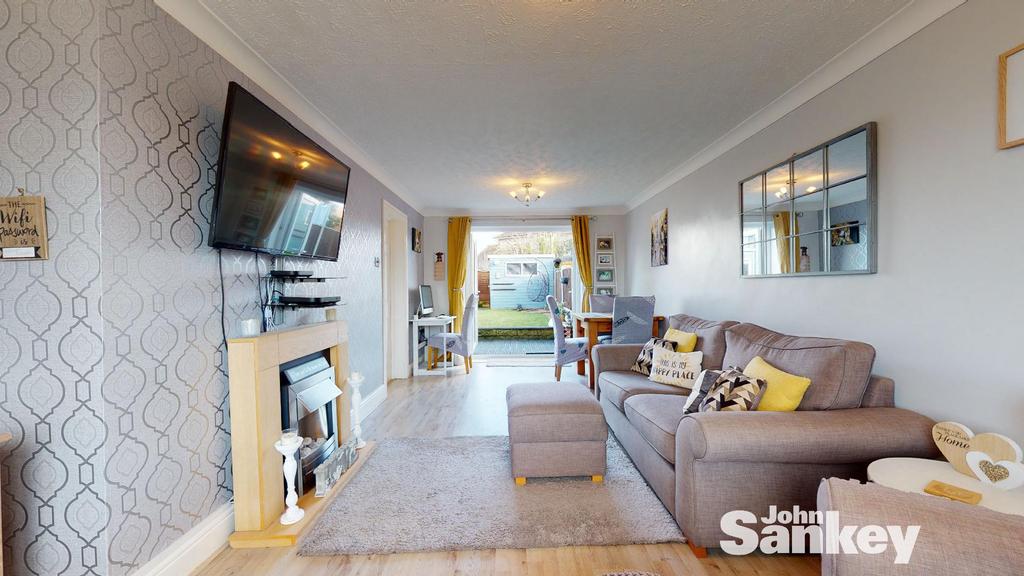 Dove Croft, New Ollerton, Newark 3 bed semidetached house £135,000