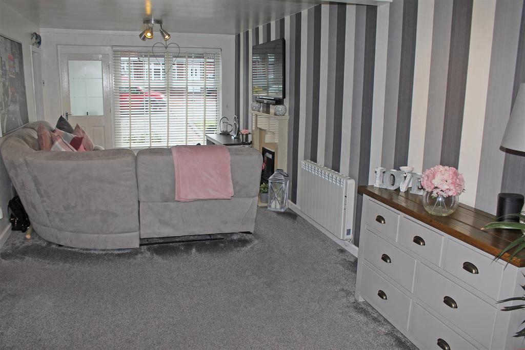 Lounge with extended dining area