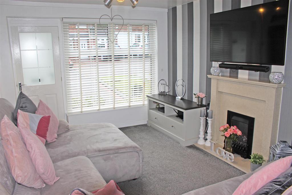 Lounge with extended dining area