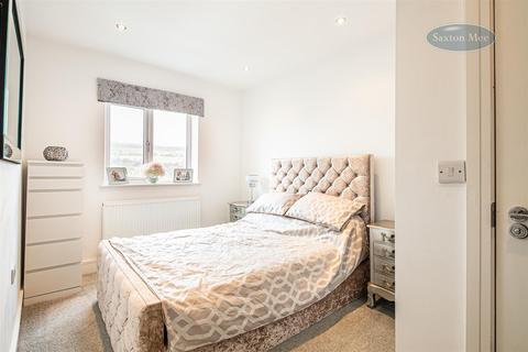 1a Lancaster Road, Stocksbridge, Sheffield, S36 1DB