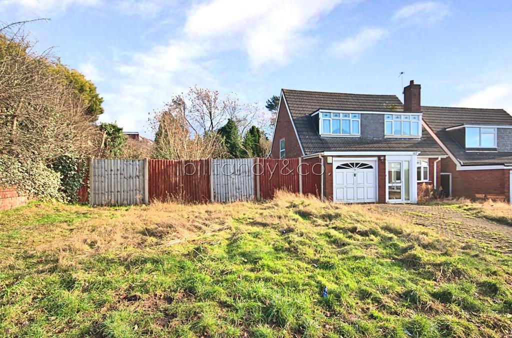 Springhill Road, Burntwood, WS7 3 bed detached house £210,000