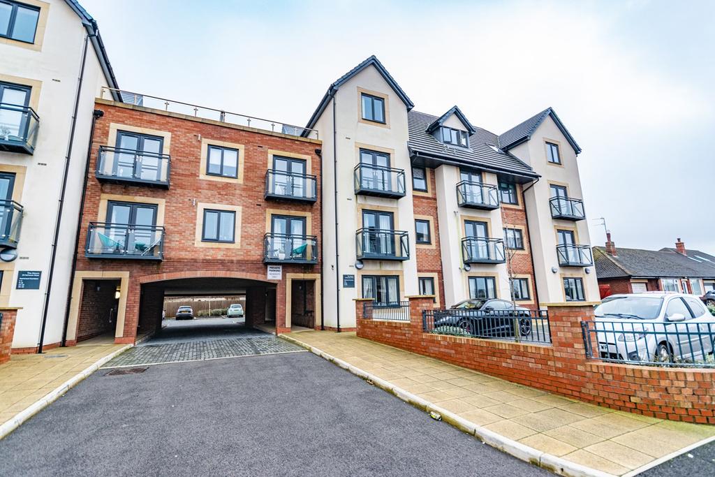 25 Fairhaven Road, Lytham St. Annes, FY8 2 bed apartment £169,950