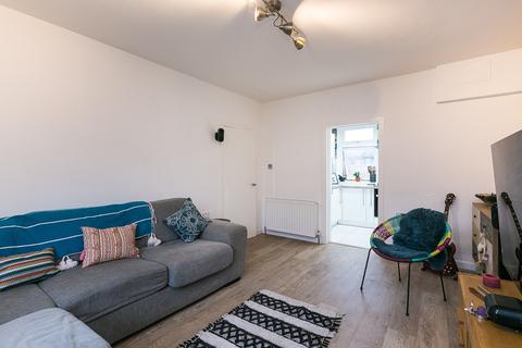 41 Granton Place, Edinburgh, EH5 1AW