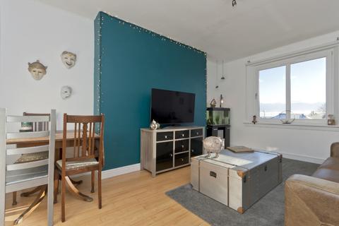 74 Cattofield Place, Aberdeen, AB25 3QP