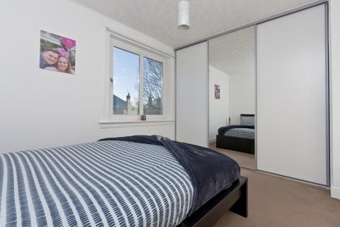 74 Cattofield Place, Aberdeen, AB25 3QP
