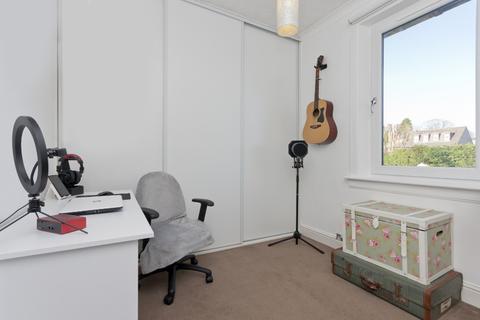 74 Cattofield Place, Aberdeen, AB25 3QP