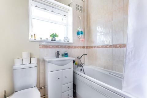 35 Witherston Way, London, SE9 3JJ