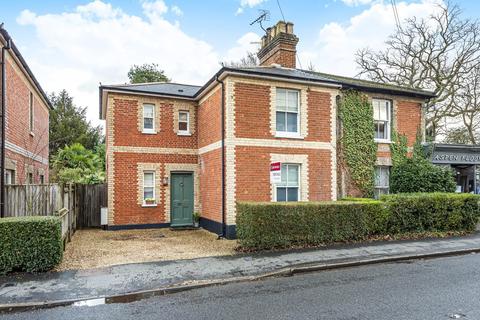 6, Townsend Cottages Coldharbour Road, Woking, GU22 8SN