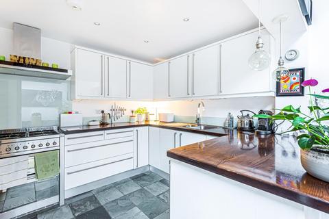 6, Townsend Cottages Coldharbour Road, Woking, GU22 8SN
