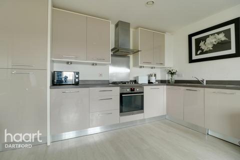 1, Amethyst Court Rainbow Road, Erith, DA8 2EH
