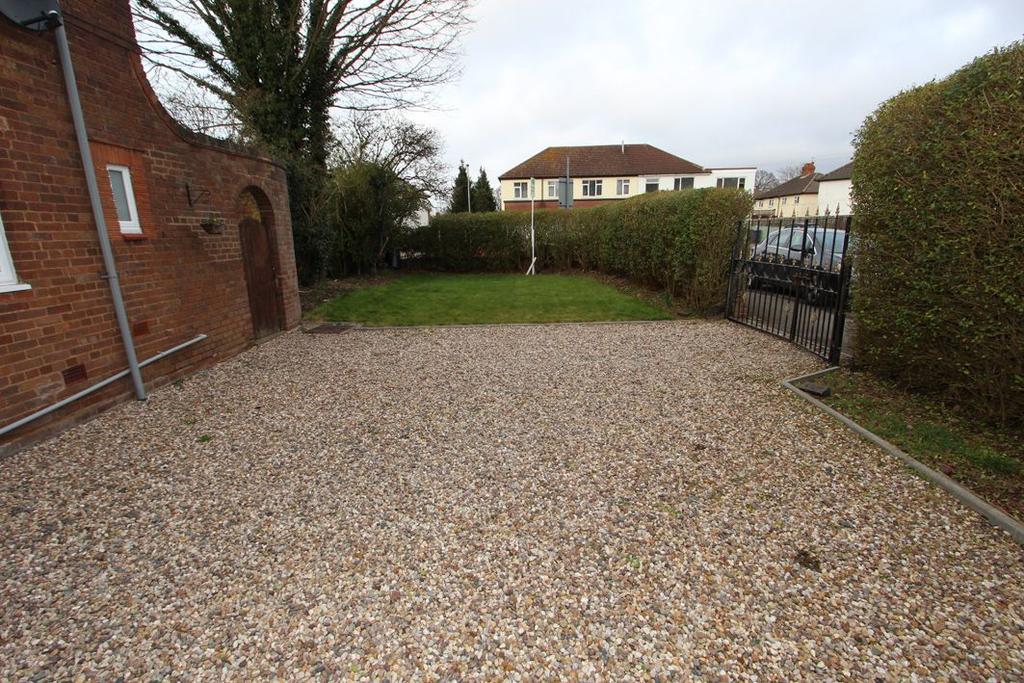 Photograph 14