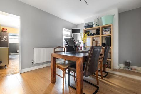 49 Argyle Street, Swindon, SN2 8AS