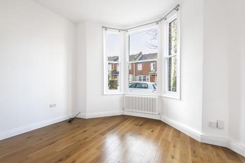 1a Becondale Road, London, SE19 1QJ