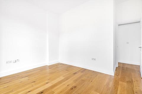 1a Becondale Road, London, SE19 1QJ