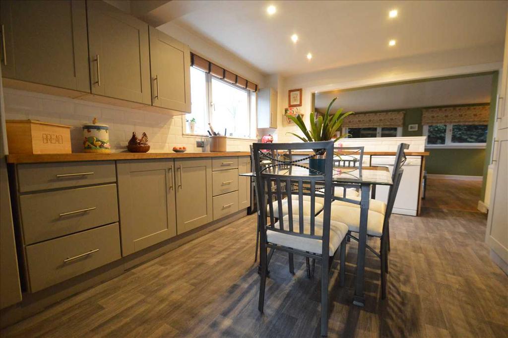 Kitchen / Diner