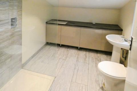 3 bedroom end of terrace house to rent, Oxford Terrace, Kingsholm, Gloucester