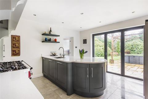 10 Parklands, Oxted, RH8 9DP