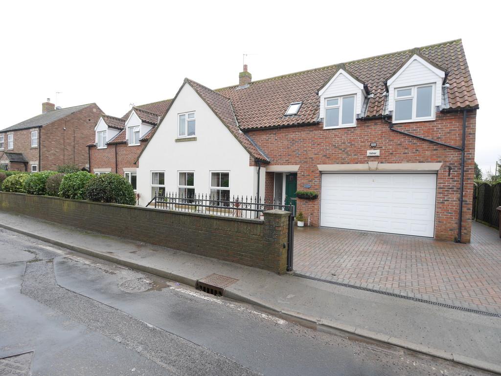 Kirwood House, Asselby 5 bed detached house £465,000