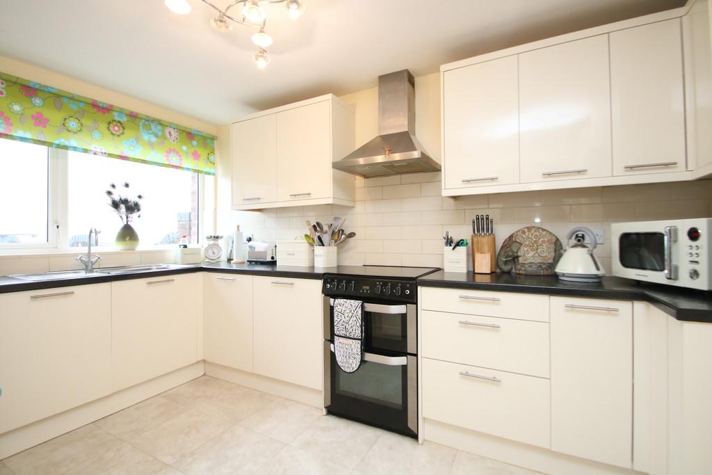 Greendale Close, Atherstone 3 bed terraced house £189,950