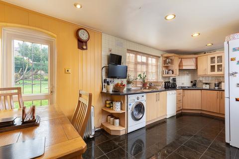 10 Rockhampton Road, South Croydon, CR2 7AQ