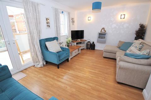 7 Clos Maedref, Radyr, Cardiff, CF15 8DS