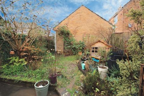 7 Clos Maedref, Radyr, Cardiff, CF15 8DS