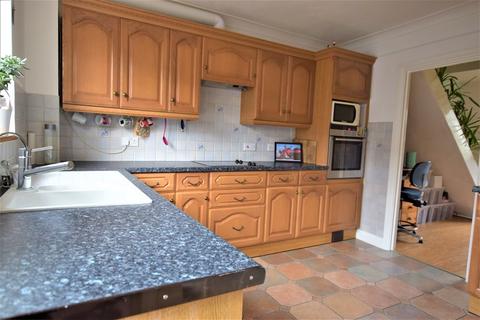 7 Brook Close, Ash, Aldershot, GU12 6AJ
