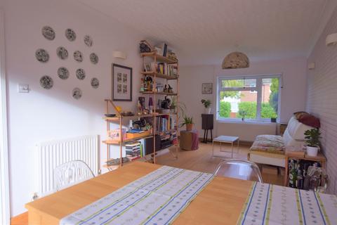 7 Brook Close, Ash, Aldershot, GU12 6AJ