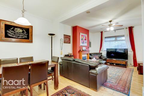 15 Bloomhall Road, London, SE19 1JH
