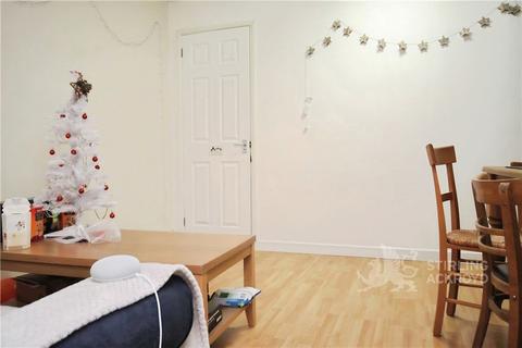 3 bedroom apartment to rent, Park Barn Drive, Guildford, Surrey, GU2