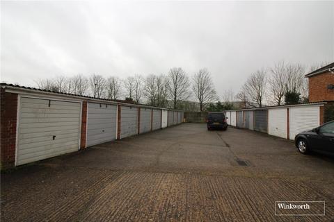 12 Chatsworth Close, Borehamwood, WD6 1UE