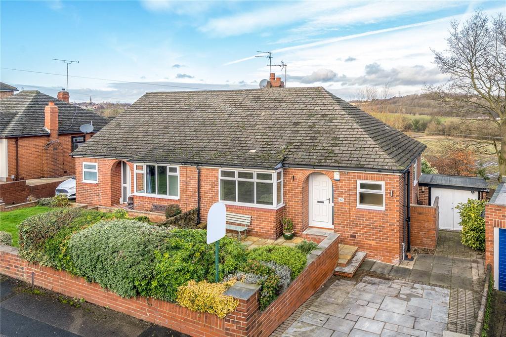 Stannard Well Lane, Horbury, Wakefield, West Yorkshire 3 bed bungalow