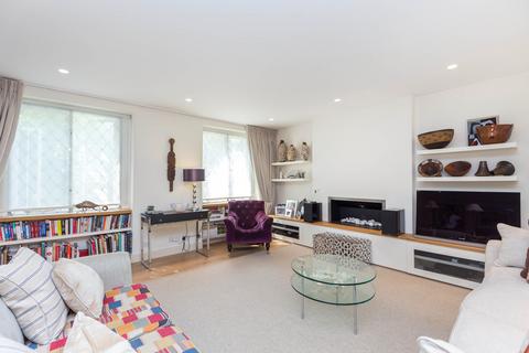 2 bedroom apartment to rent, LONDON W11