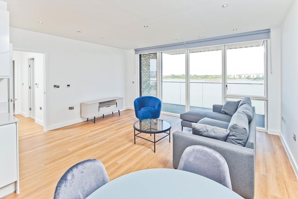 Royal Albert Wharf, E16 2 bed flat £1,547 pcm (£357 pw)