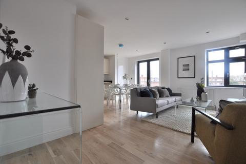 2 bedroom apartment to rent, Hoxton Street, London N1