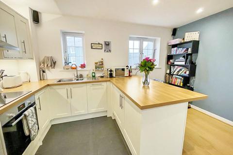 34 Higham Avenue, Snodland, ME6 5GE