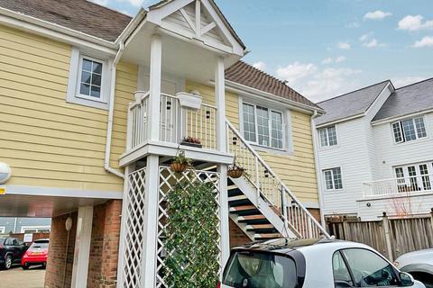 34 Higham Avenue, Snodland, ME6 5GE