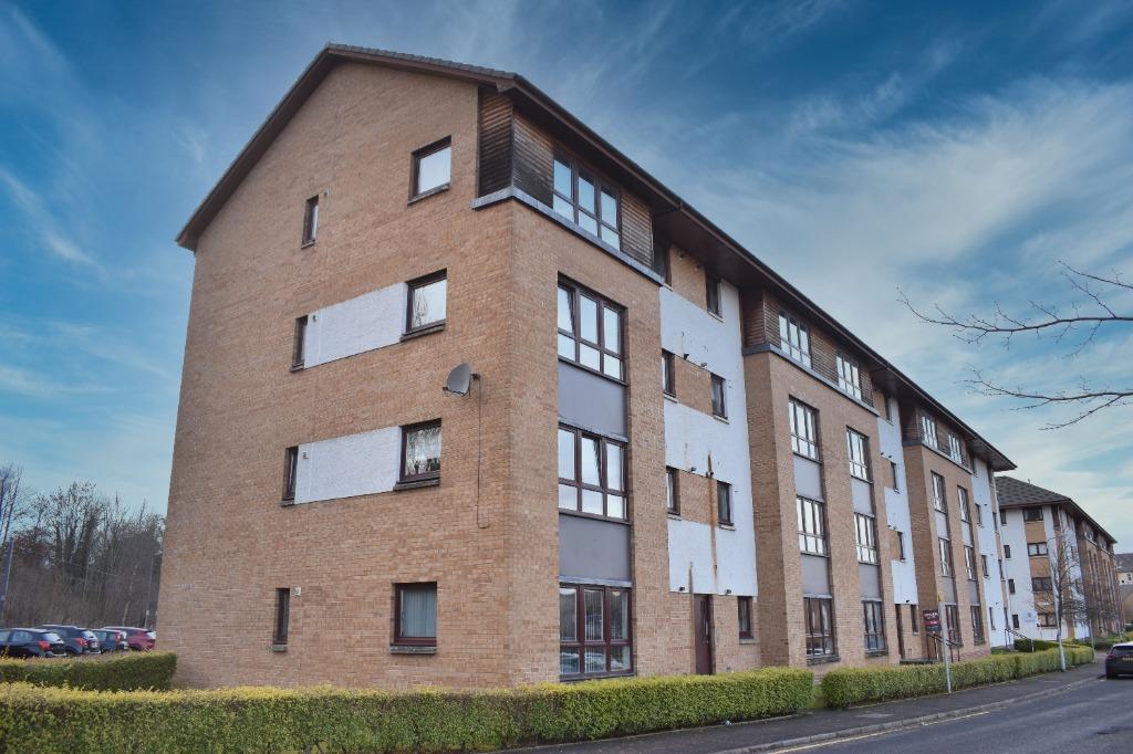 Saucel Crescent, 3/2, Paisley, Renfrewshire, PA1 1UD 2 bed flat £89,000