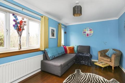 123 Daiches Braes, Edinburgh, EH15 2RE