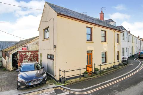 25 Fore Street, Hartland, Bideford, EX39 6BD